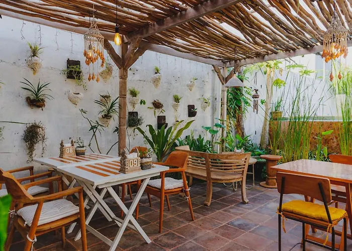 Isla Indah Retreat Boutique
