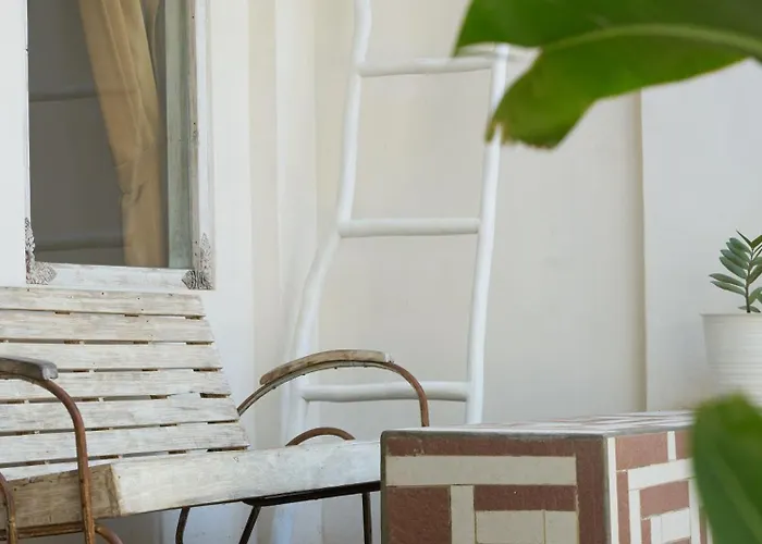 Isla Indah Retreat Boutique