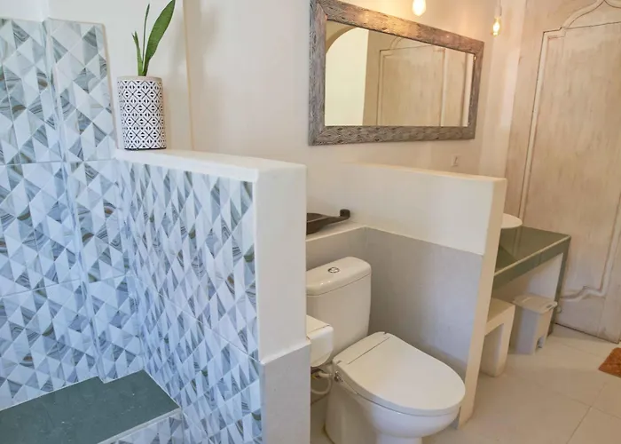 Isla Indah Retreat Boutique